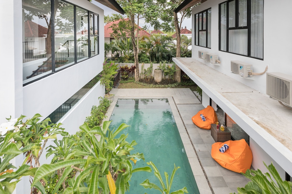 Villa Daun Canggu 3 53/64