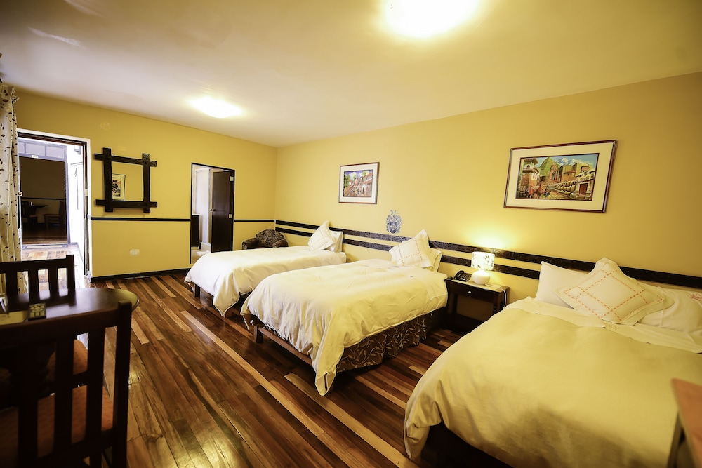 Yabar Hotel Plaza 37/65