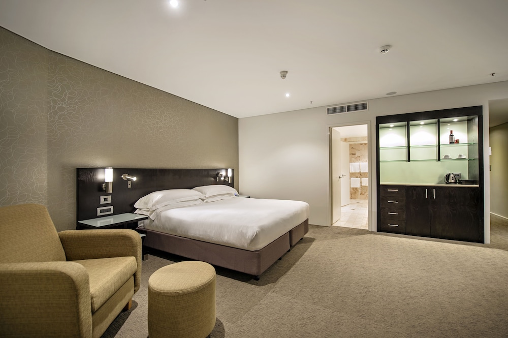 Hilton Darwin 26/55