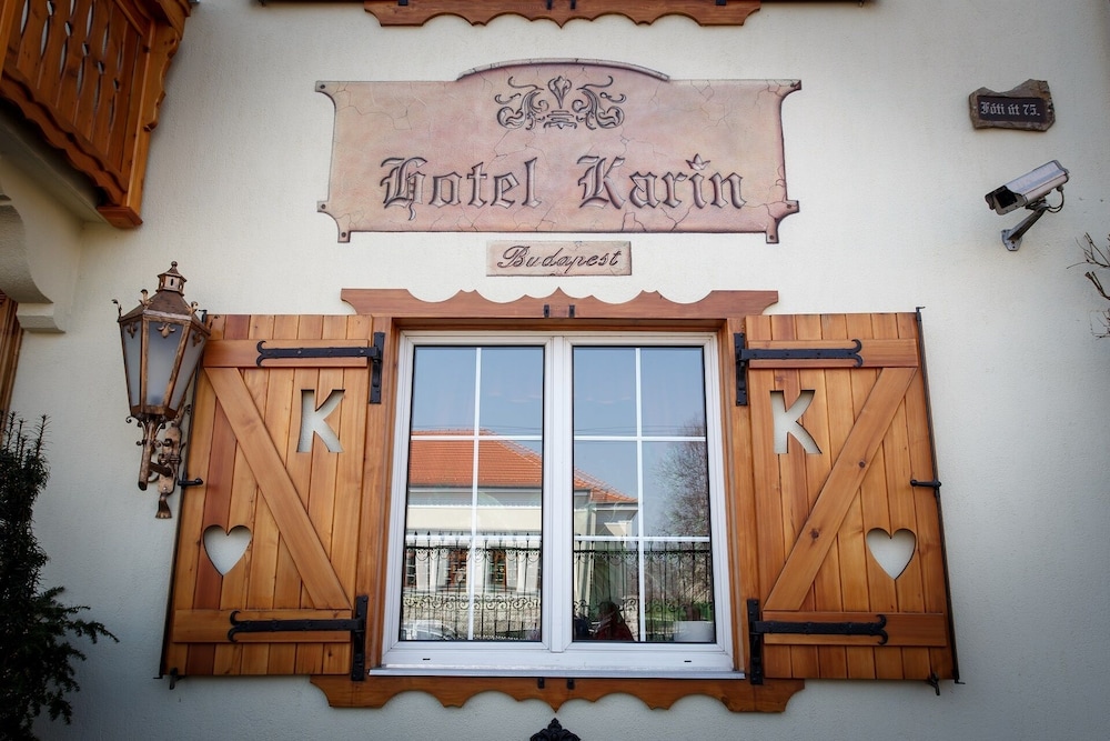 Karin Hotel 10/34