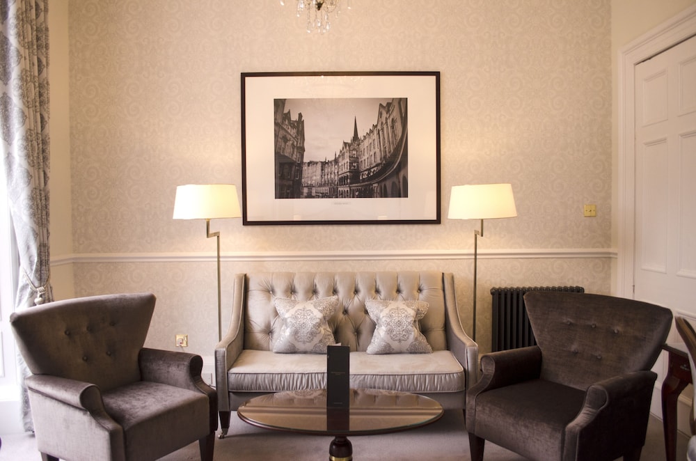 The Bonham Hotel 50/72