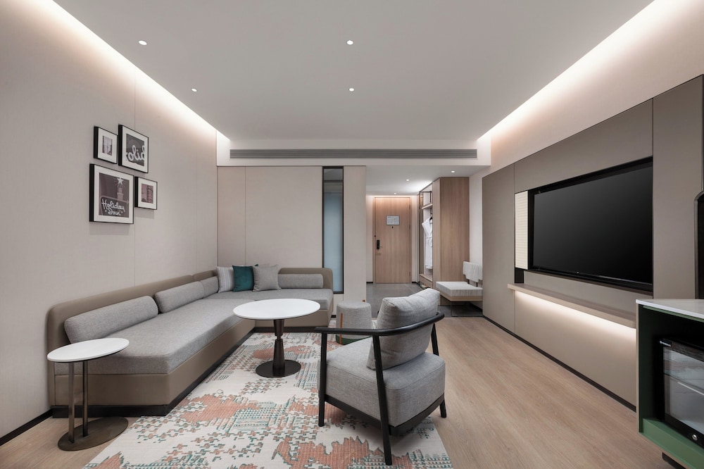 Holiday Inn Hotel & Suites Shanghai Changfeng by IHG 30/50
