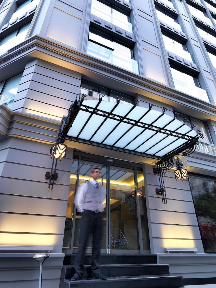 MISA HOTEL 41/59