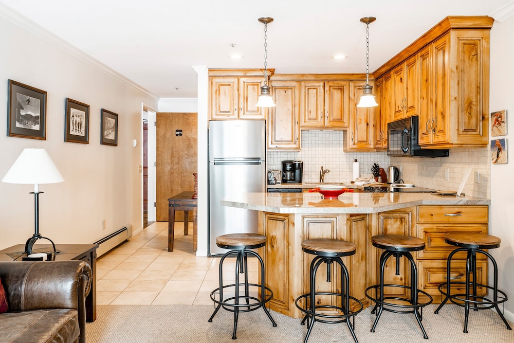 The Loft At Mountain Village By All Seasons Resort Lodging 23/50