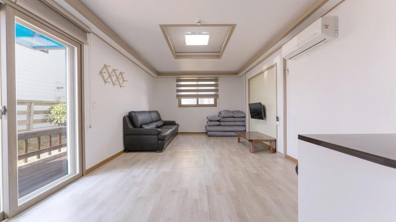 Taean Haegaon Pension 9/16