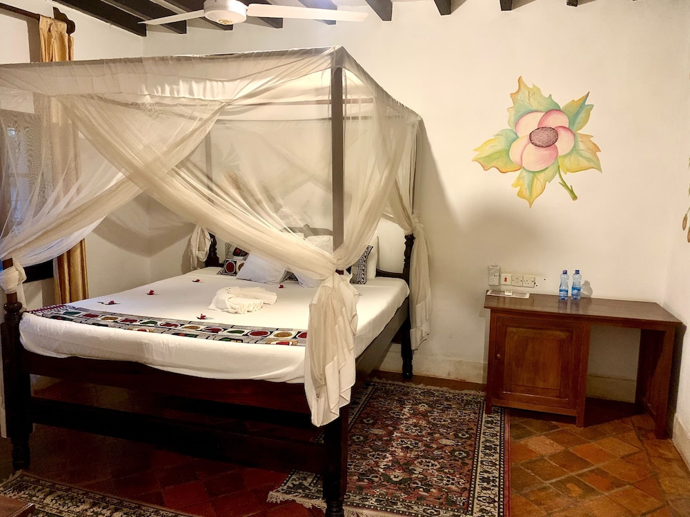 Kenyan House Boutique Hotel 7/36