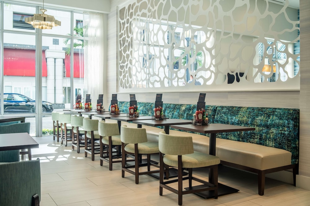 Hyatt Place West Palm Beach/Downtown 53/70
