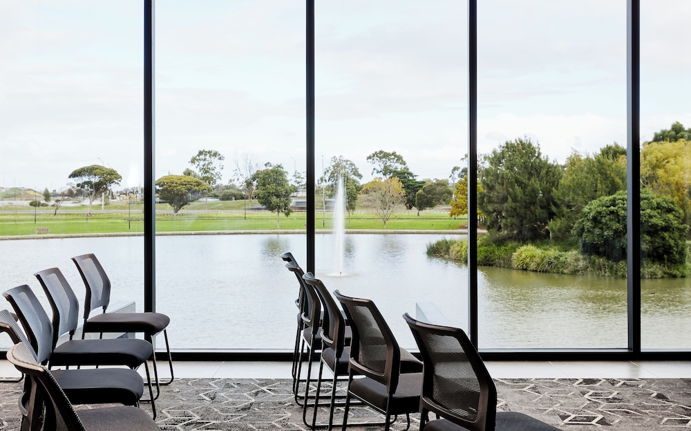 Punthill Caroline Springs 22/26