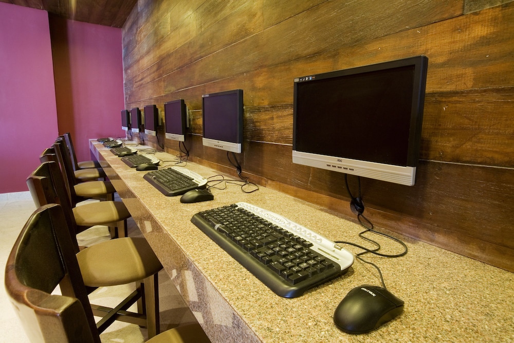 Gran Hotel Stella Maris Urban Resort and Conventions 34/50
