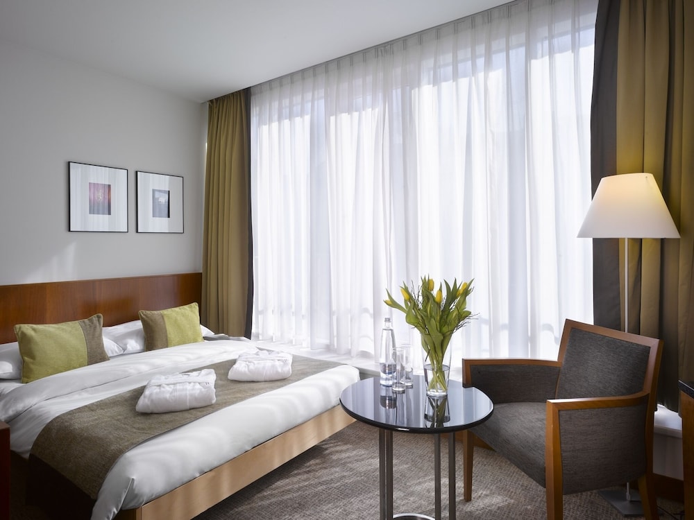 PeakTure Hotel Bucharest 13/68