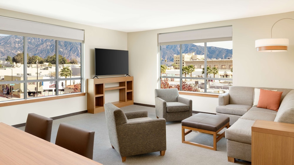 Hyatt Place Pasadena 41/66