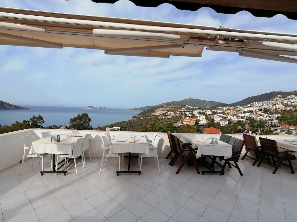 Sevgi Hotel 15/23