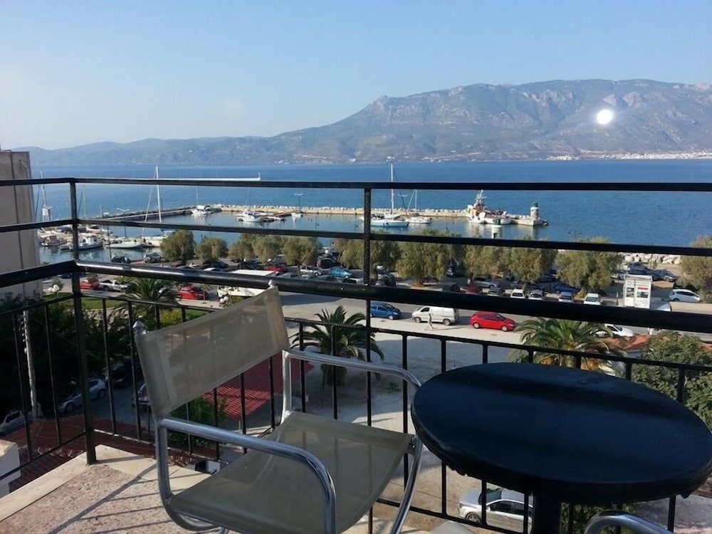 Korinthos Hotel 25/35