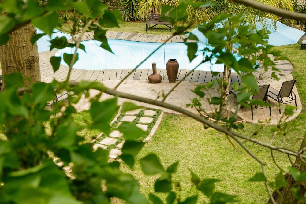 Oakdene Guest House 36/42