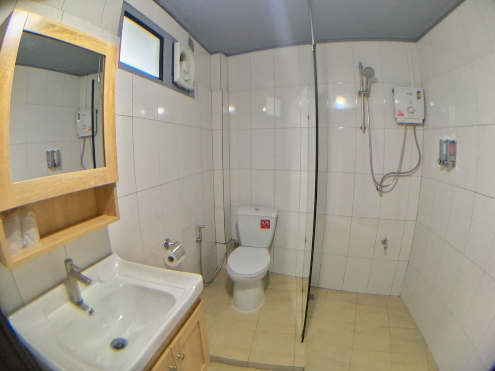 Srichada Hotel Khaolak 69/73