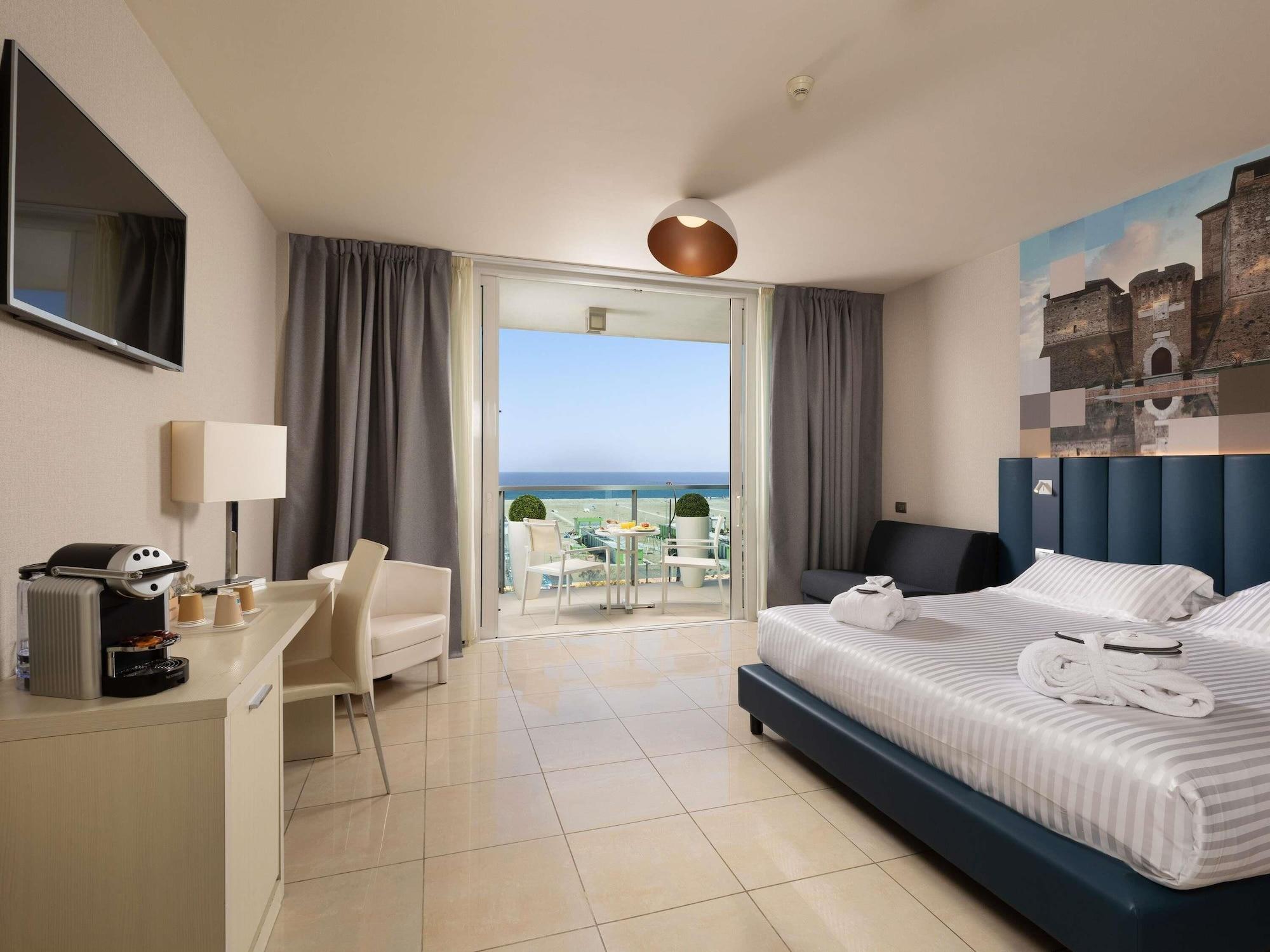 Privilege, Multiple Beds, Sea View