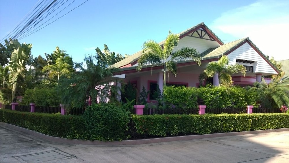 Baan Dusit 1/23