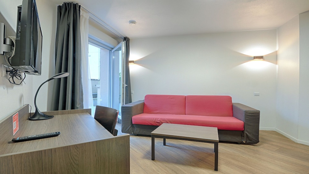 Apparthotel Vacanceole Paris Quai de Marne 41/59