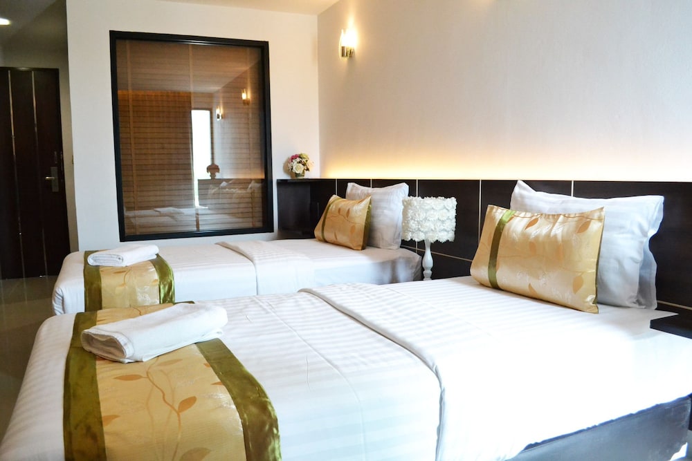 The Convenience Hotel Khon Kaen 7/23