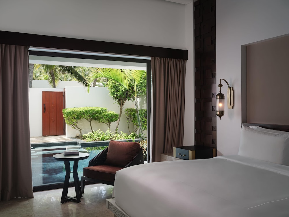 1 Bedroom, Pool, Villa, King Bed, Garden View