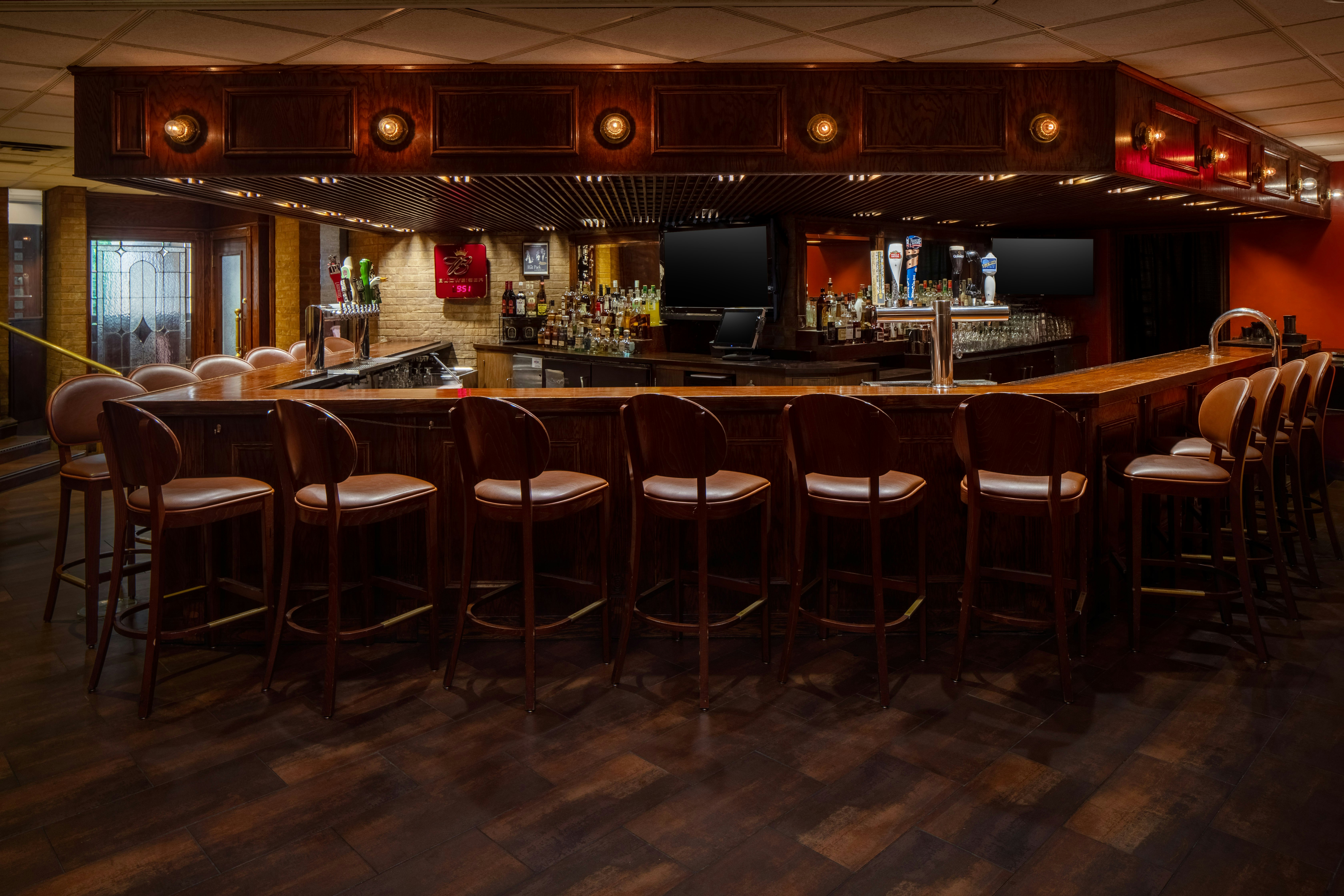 Hilton Chicago Northbrook 54/78