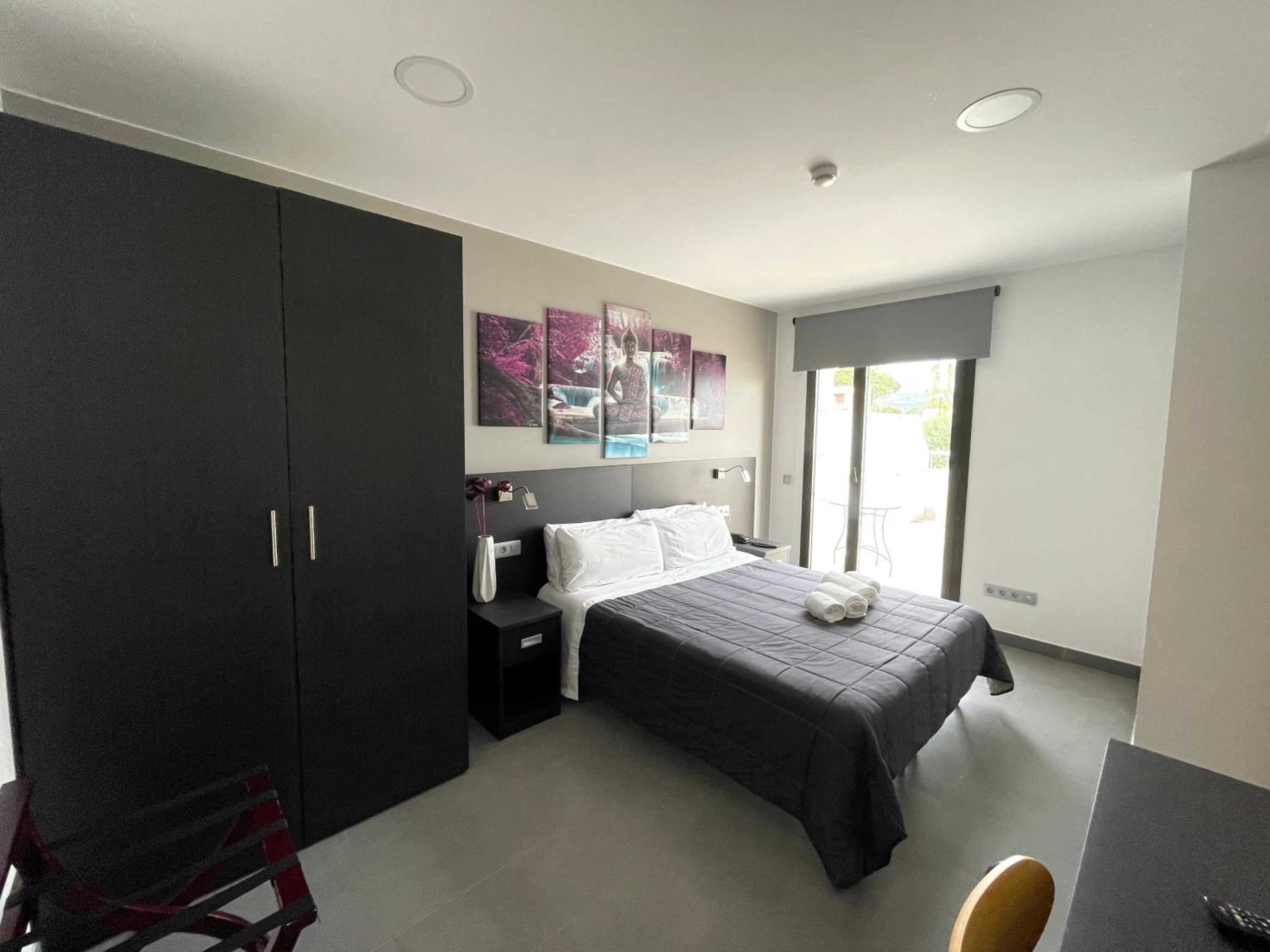 6 Bis HOTEL 28/58