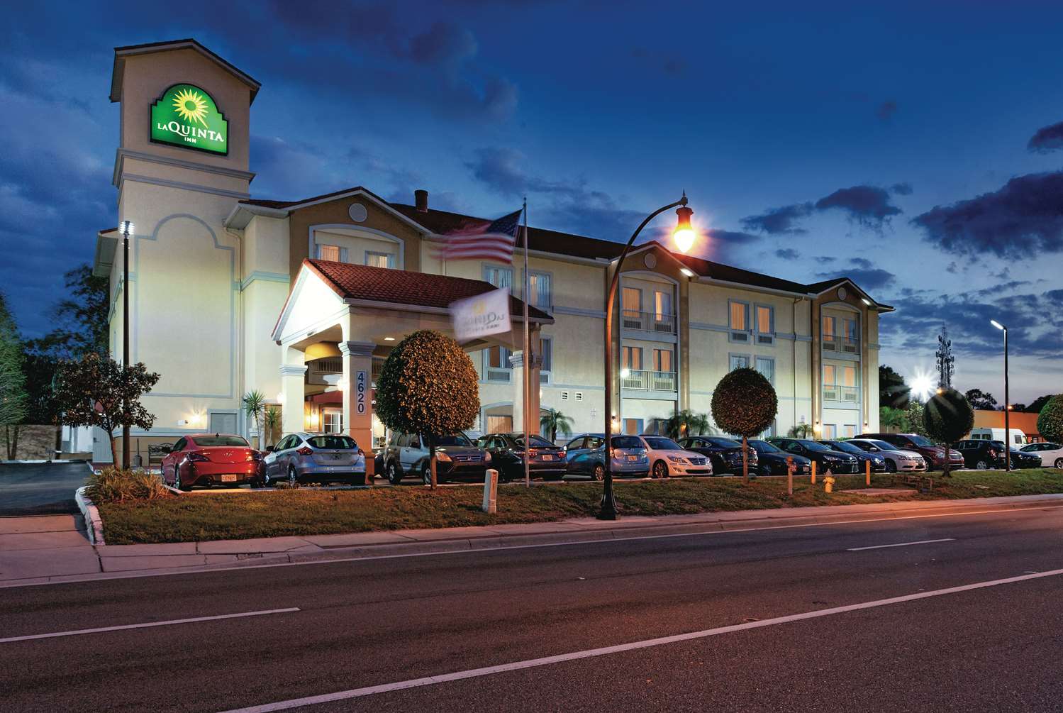 La Quinta Inn & Suites by Wyndham - Tampa South 1/27