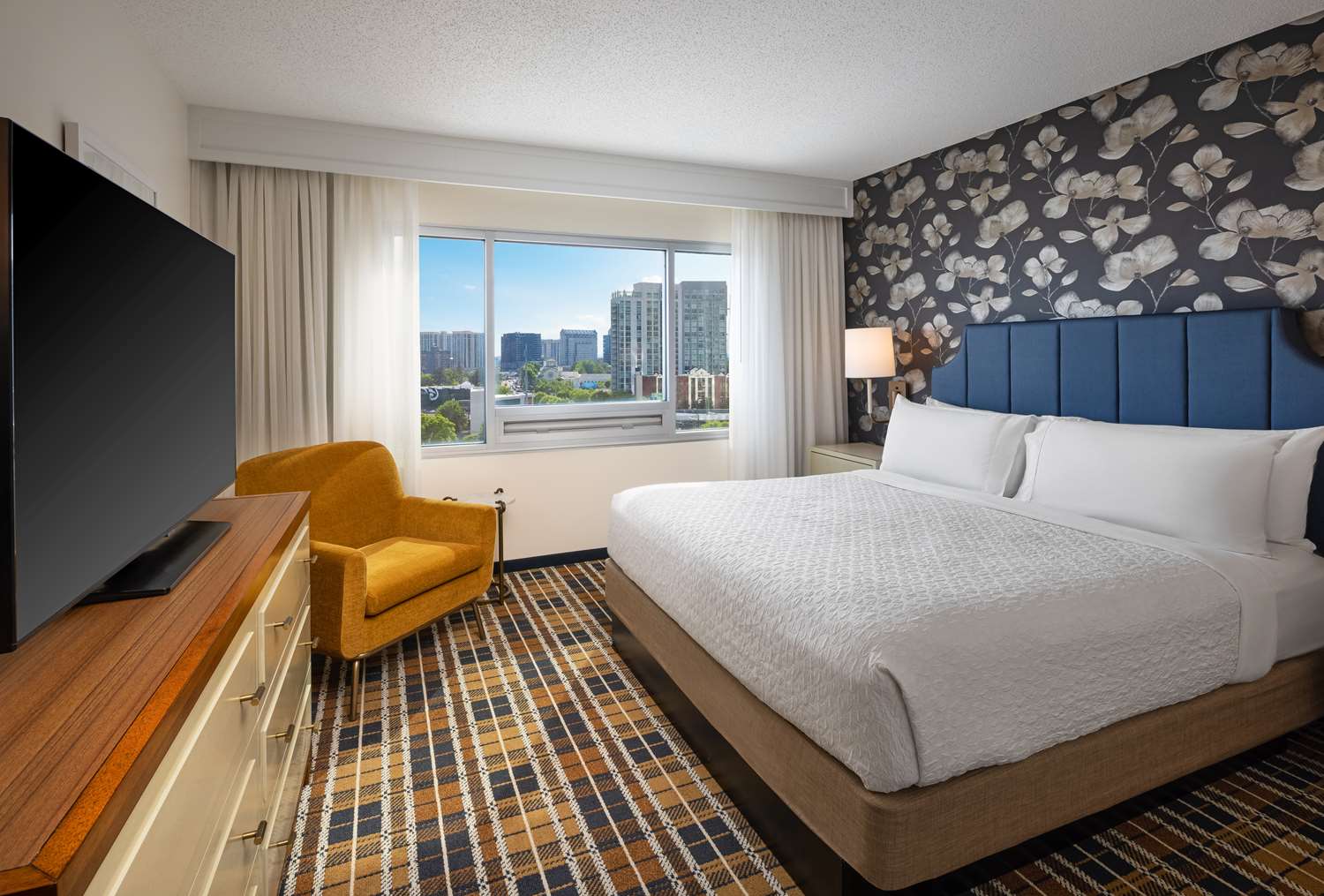 2 Rooms, Suite, King Bed