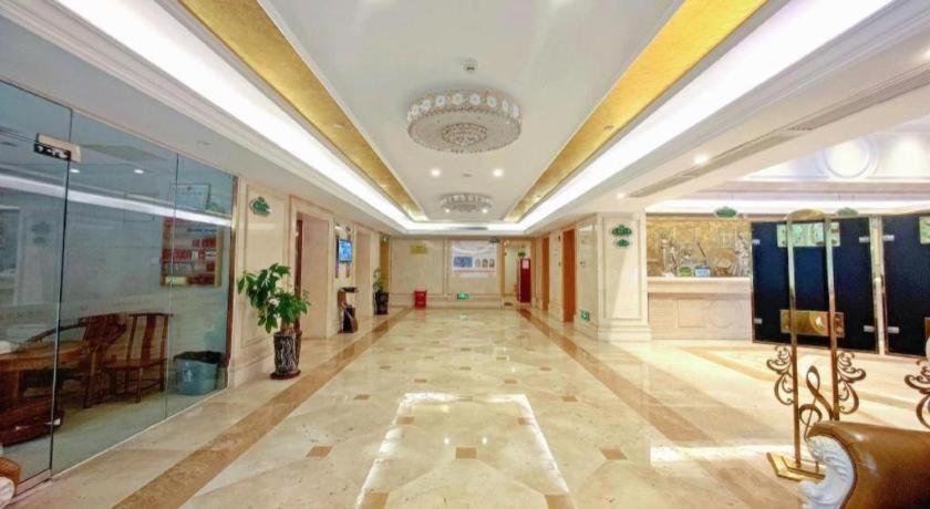 Vienna Hotel (Shenzhen Baifu City) 19/47