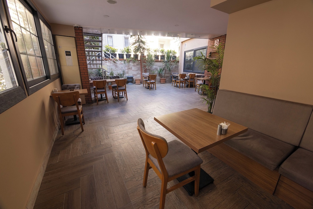 Buca Residence Hotel 31/36