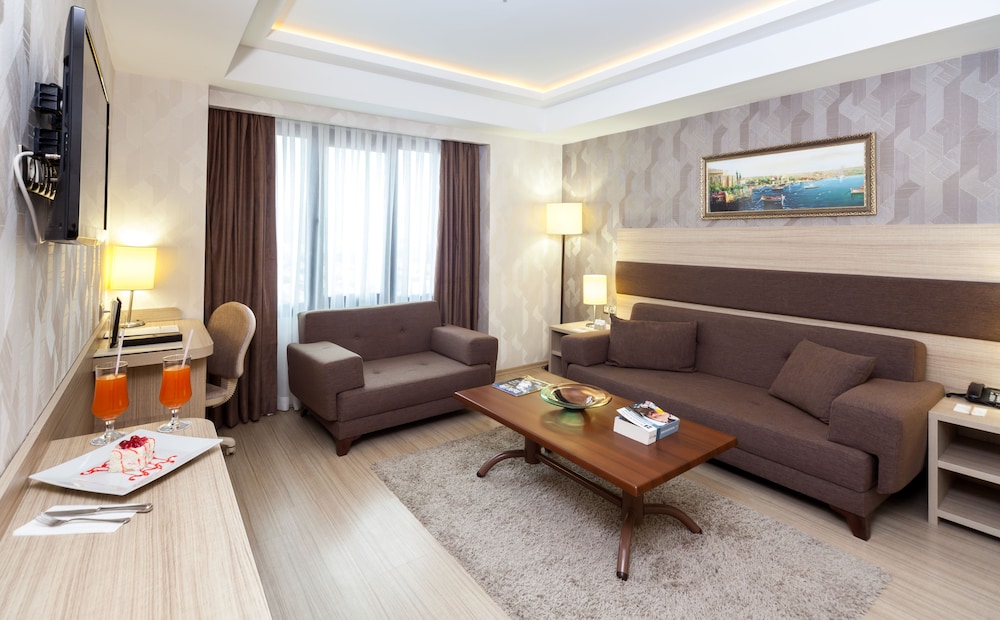Golden Way Hotel Giyimkent 26/33