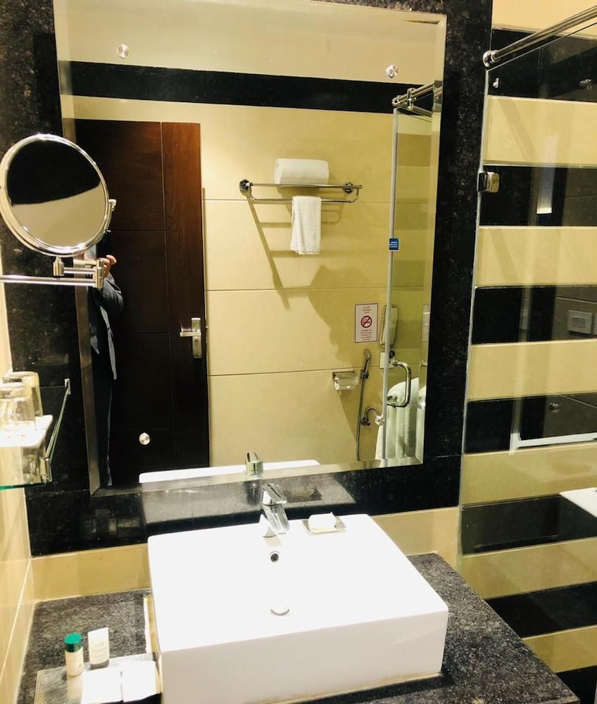 Fortune Park Haridwar-- Member Itc Hotel Group 41/42