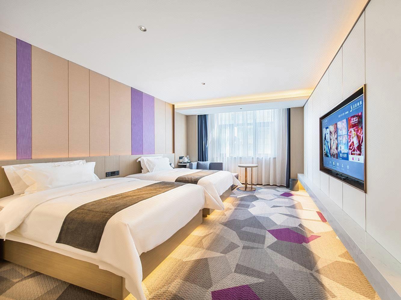 Superior, Twin Beds