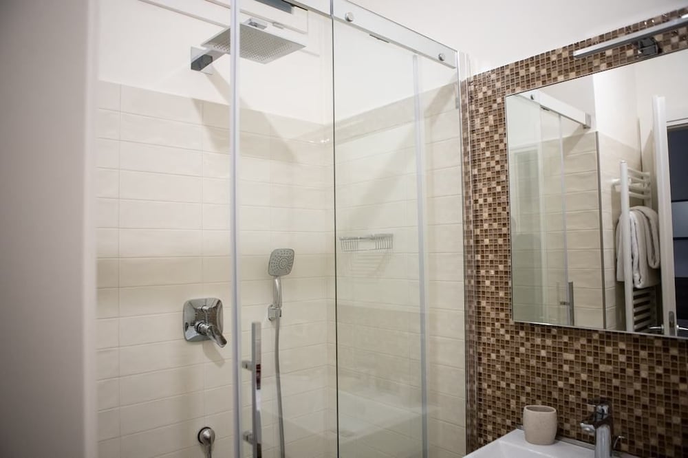 G and G Firenze Suites 37/44