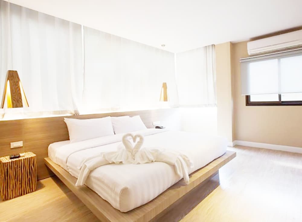 THE BED HATYAI 8/43