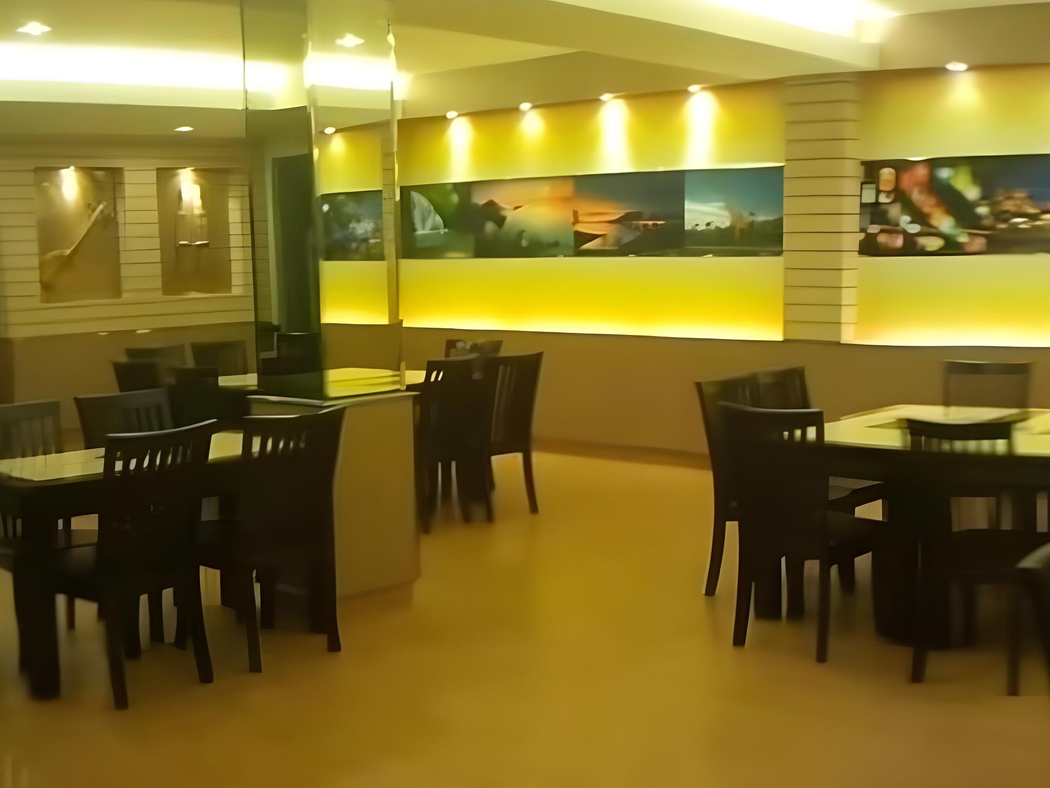 Kaennakorn Khonkaen Hotel 16/26