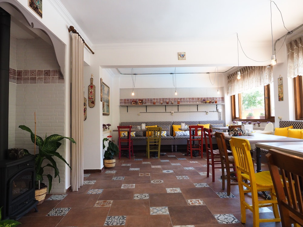 HOTEL GRAND AMPHORA 13/57