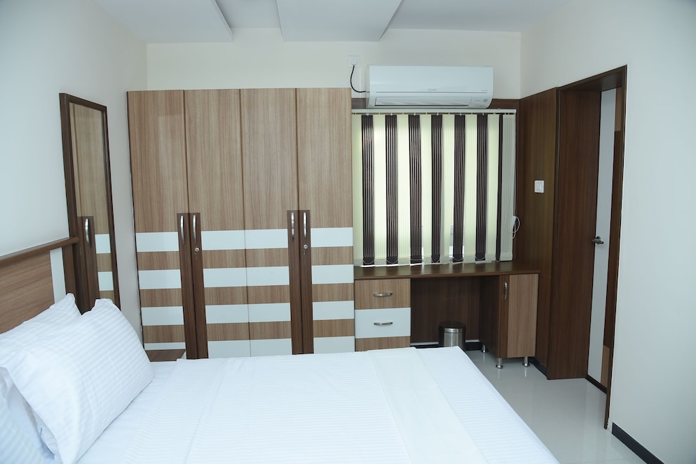 Santhoshpuri 22/36