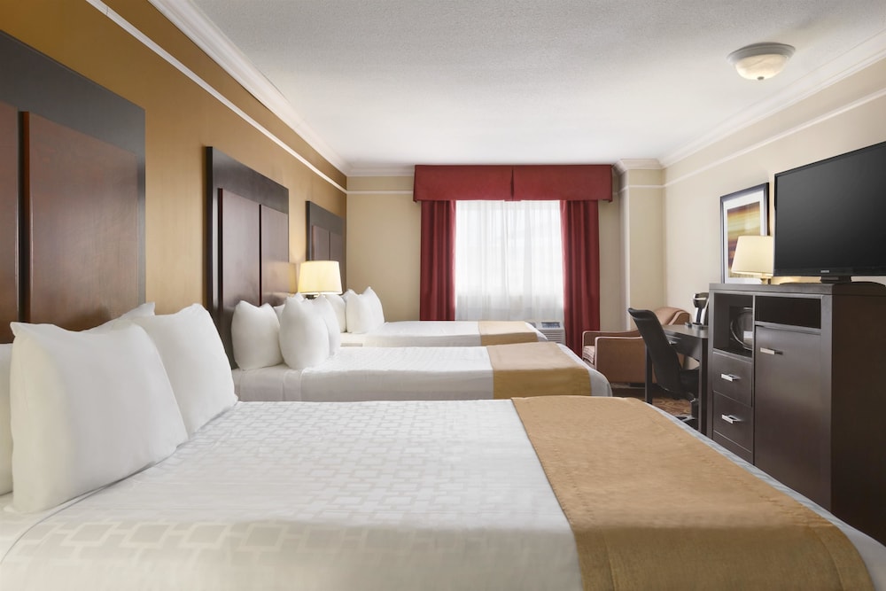Travelodge by Wyndham Meadow Lake 8/29