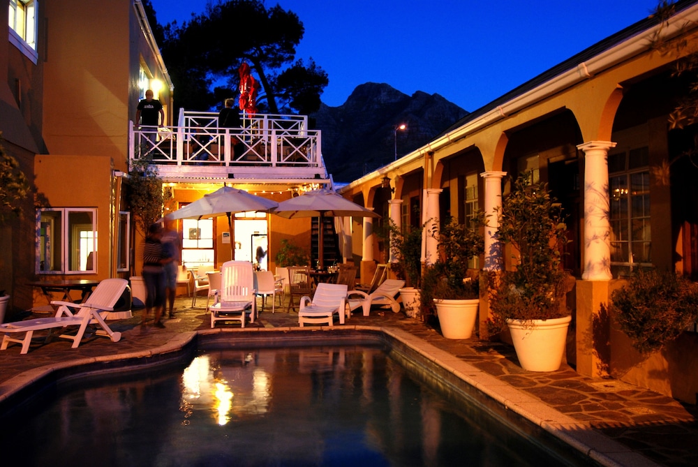 Ashanti Lodge Backpackers Gardens 62/65