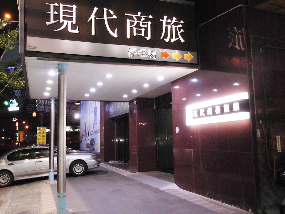 Modern Plaza Hotel 27/30