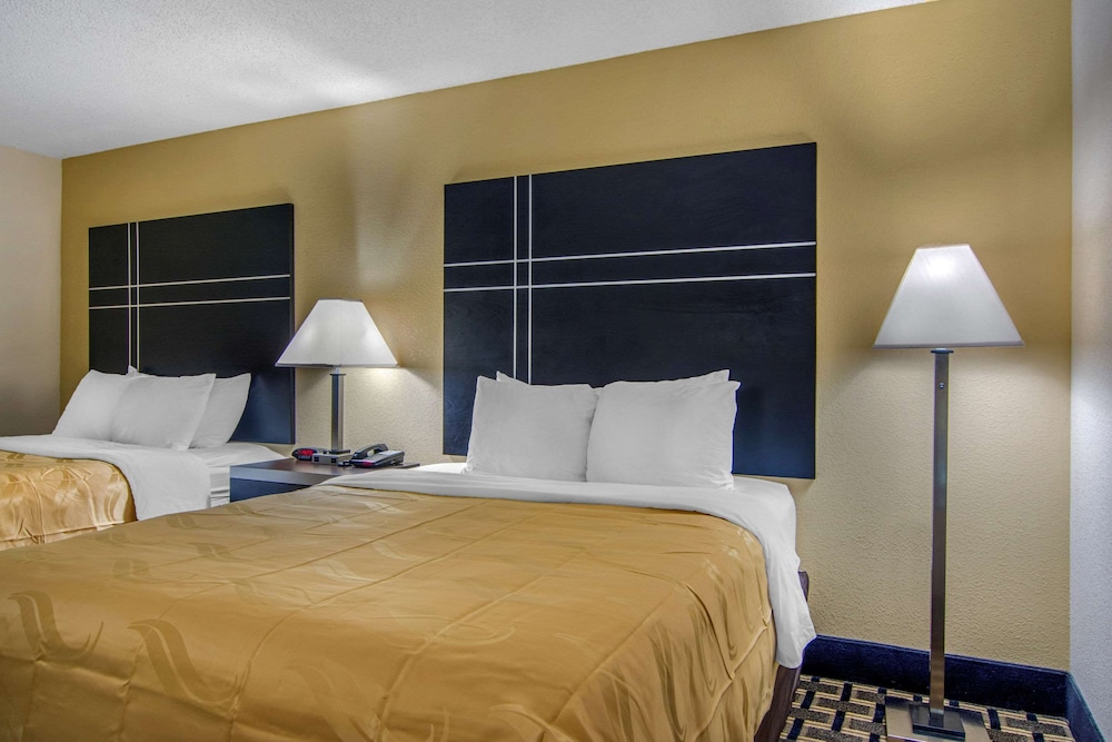 Quality Inn & Suites Union City Atlanta South 13/50
