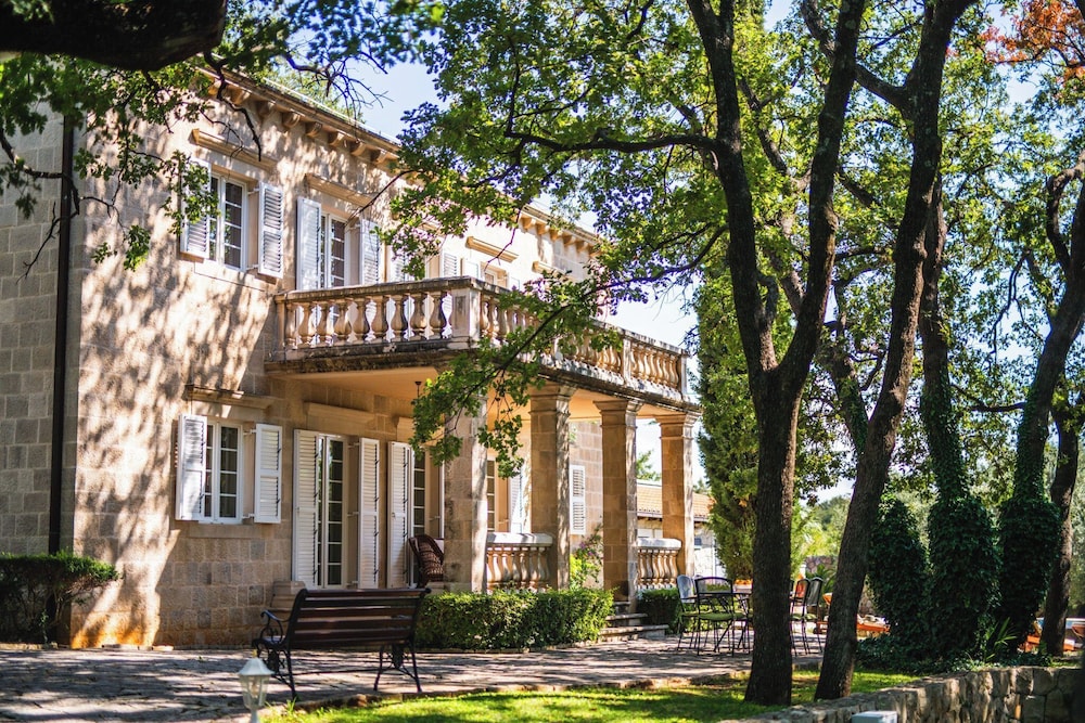 Villa Tereza 58/61