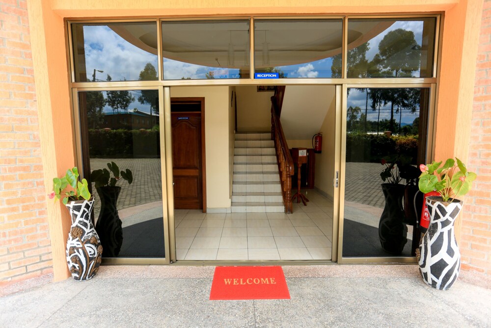 Faraja Hotel 3/50