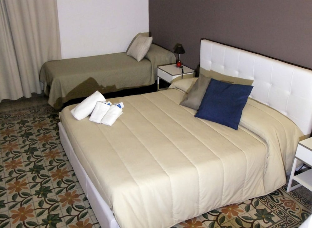 B&B L Orlando Furioso 7/37