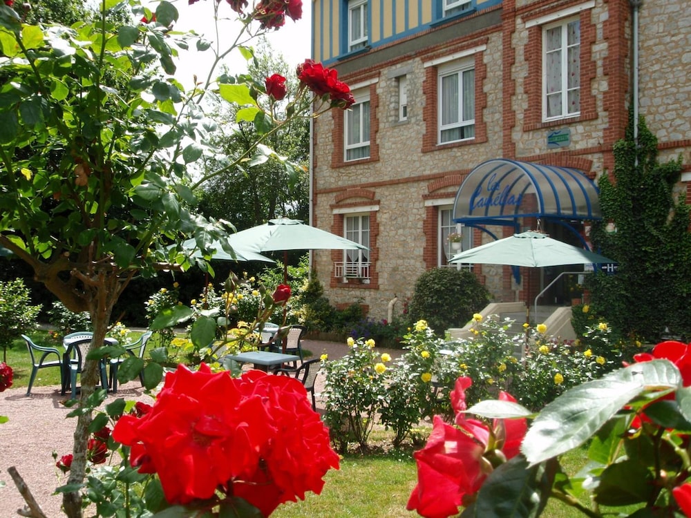 Hotel Les Camelias 32/57
