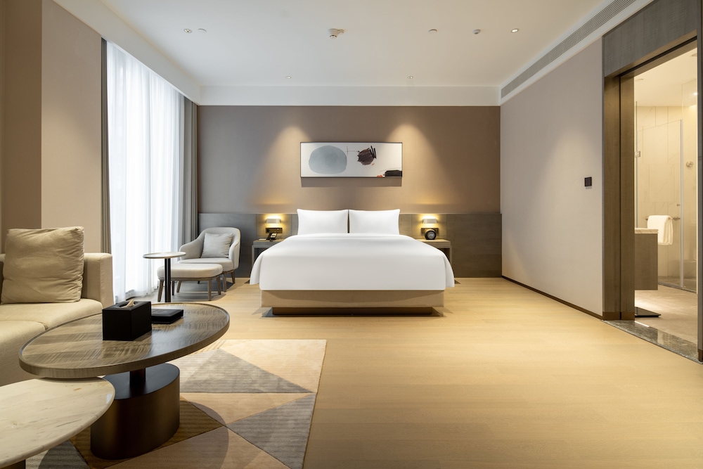 Huidong Business Hotel 28/50