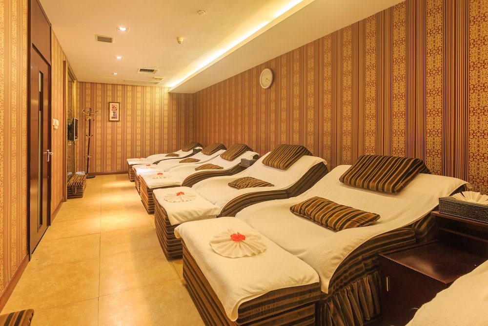 Changsha Xiaoxiang Huatian Hotel 28/54