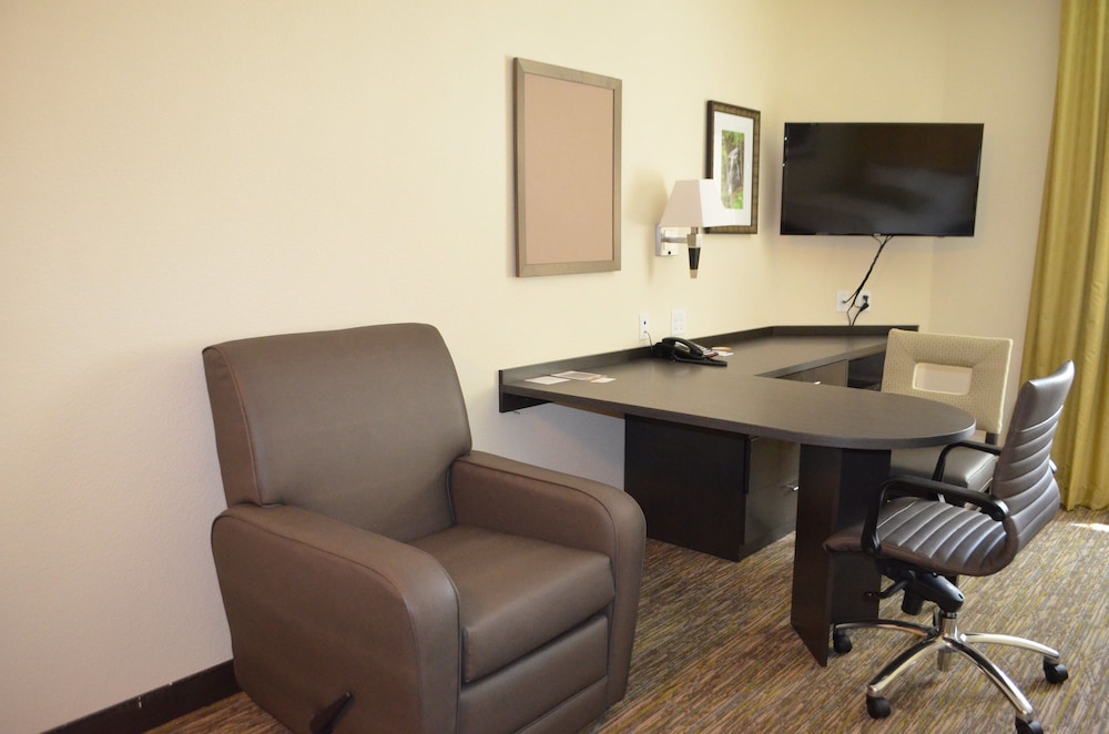 Candlewood Suites SAN ANTONIO AIRPORT 39/45