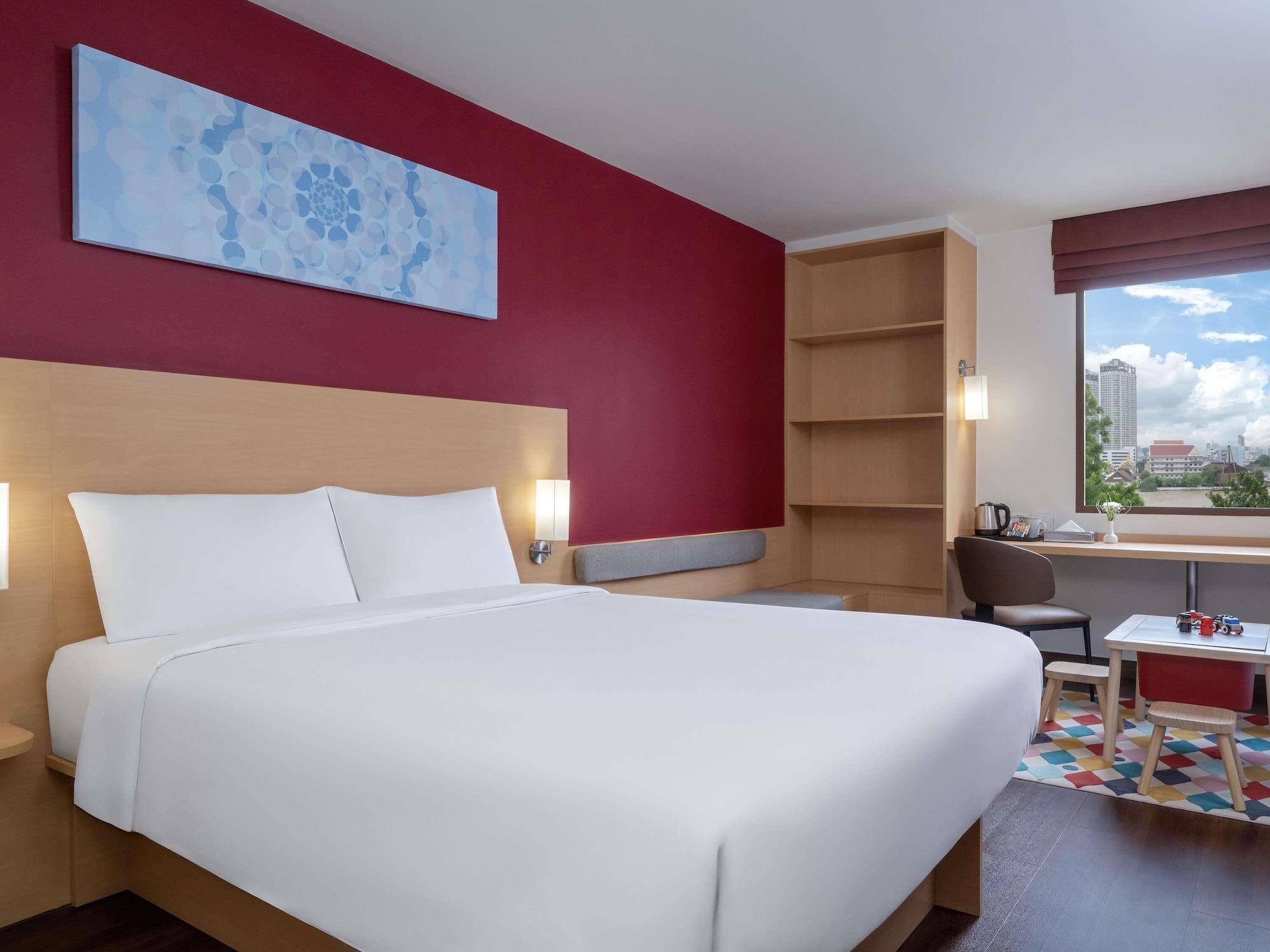 Family, Multiple Beds